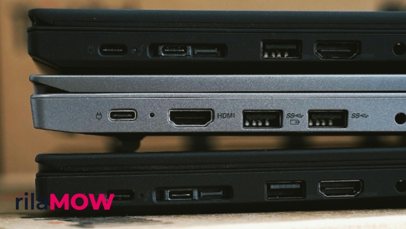 Ilustrasi perbandingan RAM laptop 8GB vs 16GB vs 32GB untuk kebutuhan tahun 2026