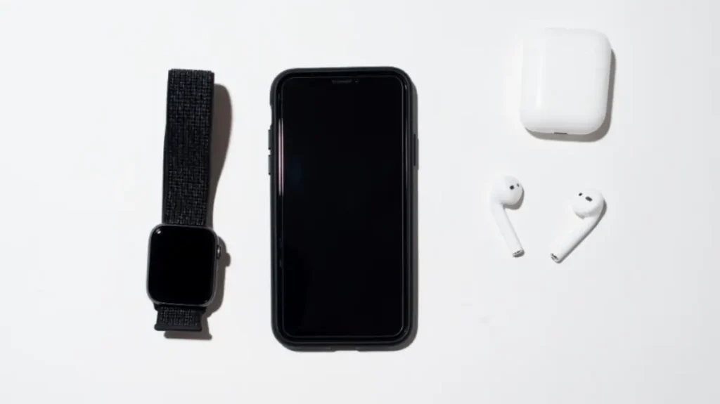 TWS tidak mau terhubung ke smartphone dengan ilustrasi masalah koneksi Bluetooth dan cara mengatasinya