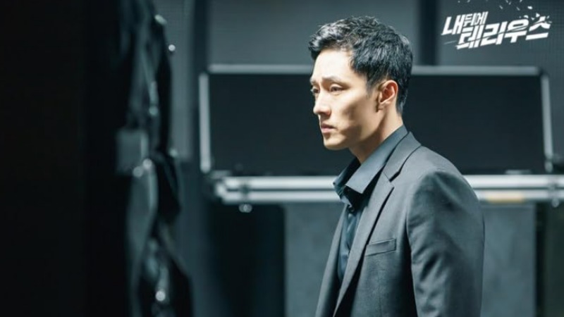 So Ji-sub dalam drama Korea My Secret Terrius